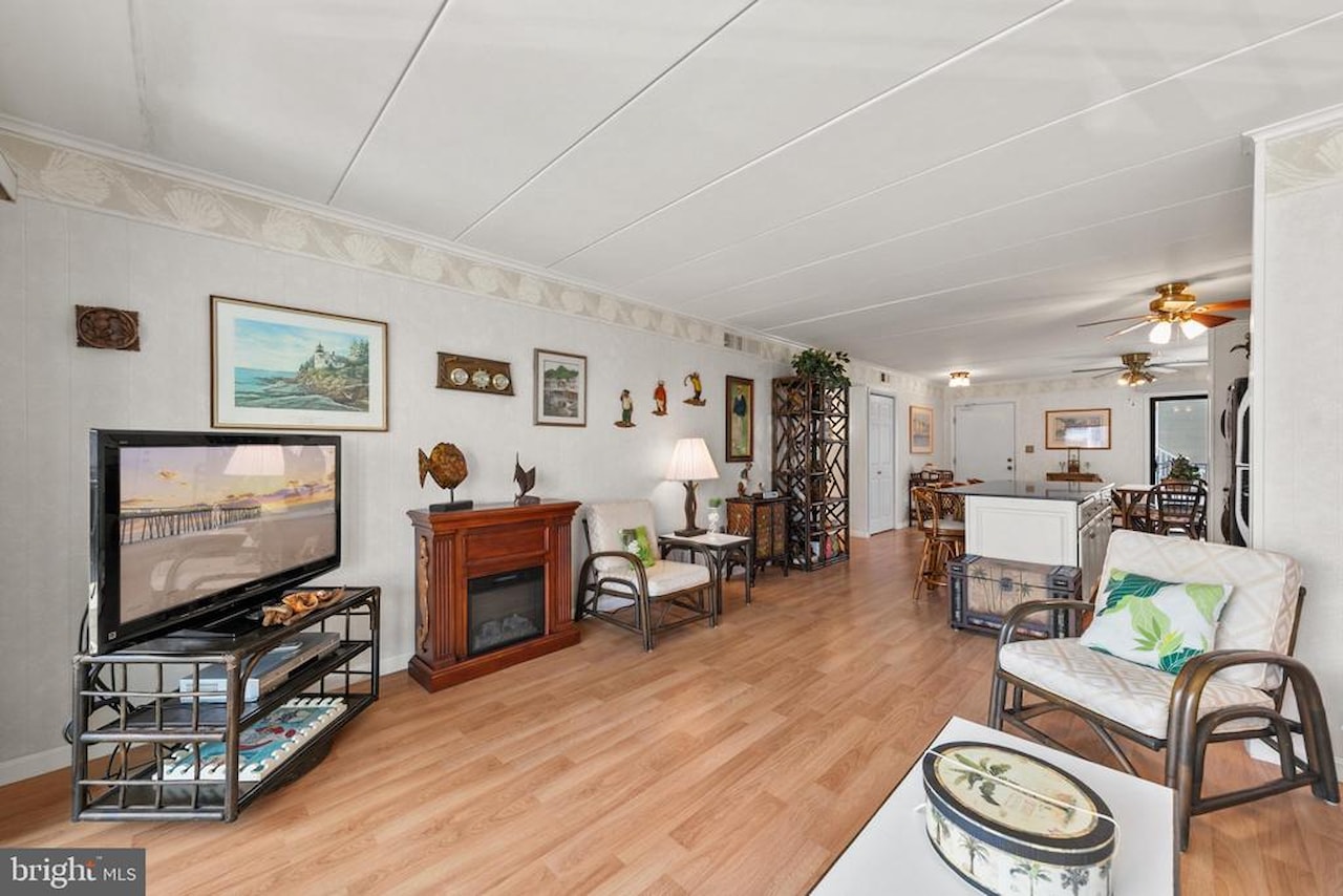 Tons Of Fun Real Estate for Sale - 5 44th St #102 in Ocean City Photo 15