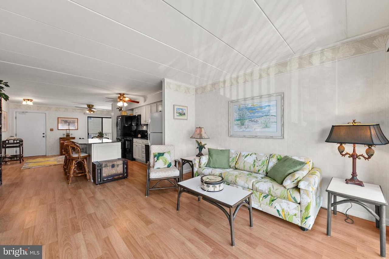 Tons Of Fun Real Estate for Sale - 5 44th St #102 in Ocean City Photo 16