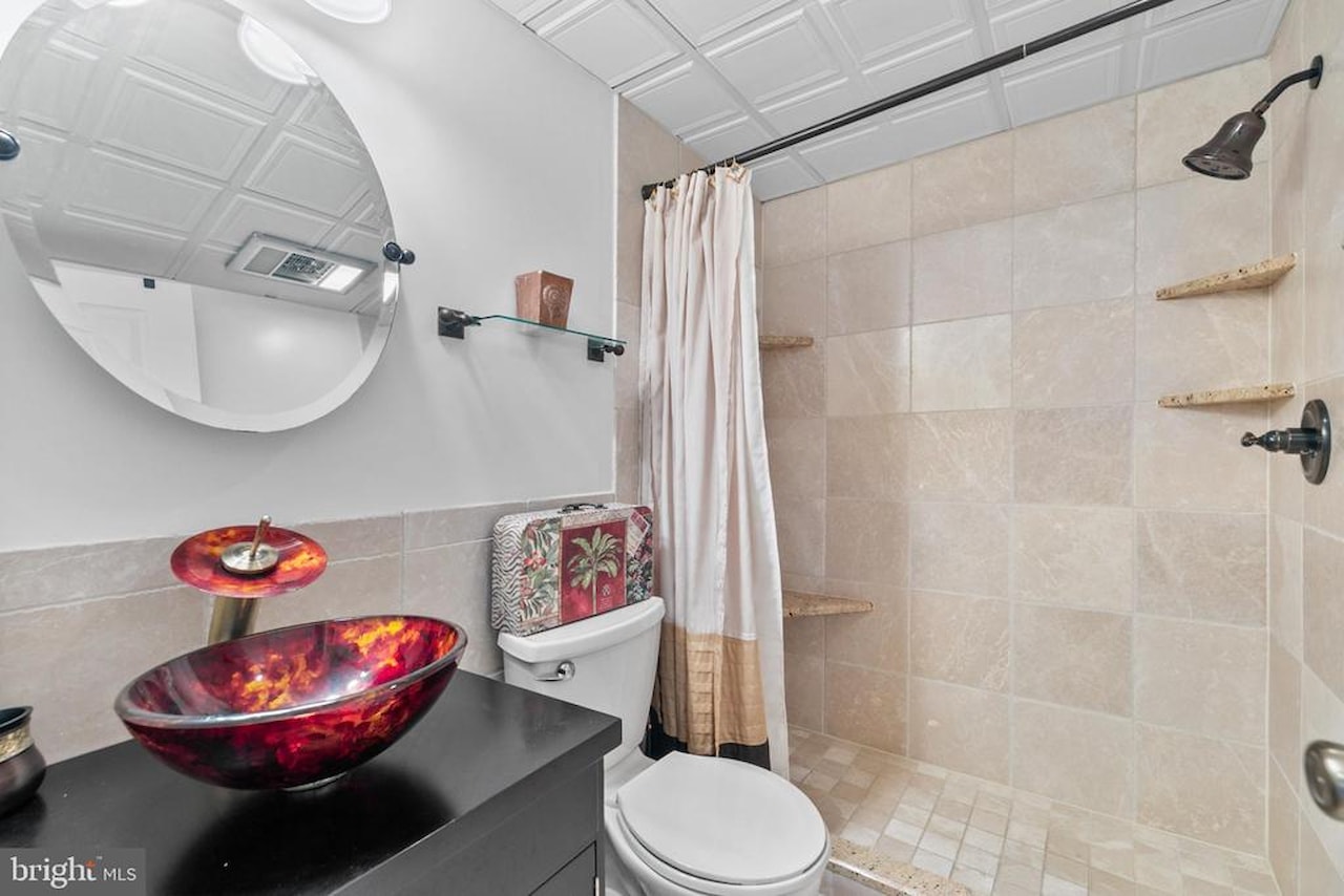 Tons Of Fun Real Estate for Sale - 5 44th St #102 in Ocean City Photo 25