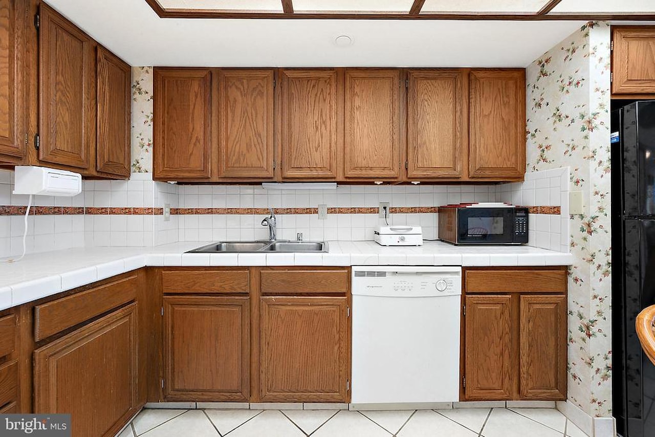 Century 1 Real Estate for Sale - 9900 Coastal Hwy #1604 in Ocean City Photo 21