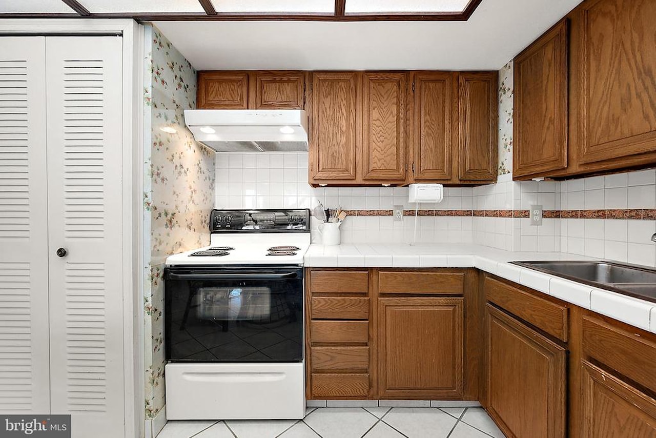 Century 1 Real Estate for Sale - 9900 Coastal Hwy #1604 in Ocean City Photo 22