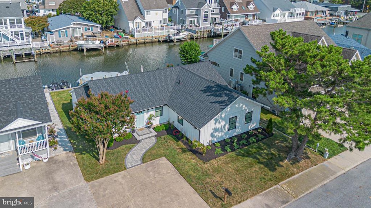 Real Estate for Sale - 10612 Pine Needle Rd in Ocean City