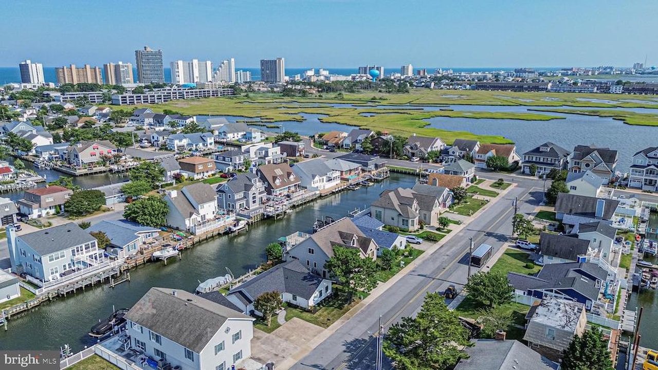  Real Estate for Sale - 10612 Pine Needle Rd in Ocean City Photo 38