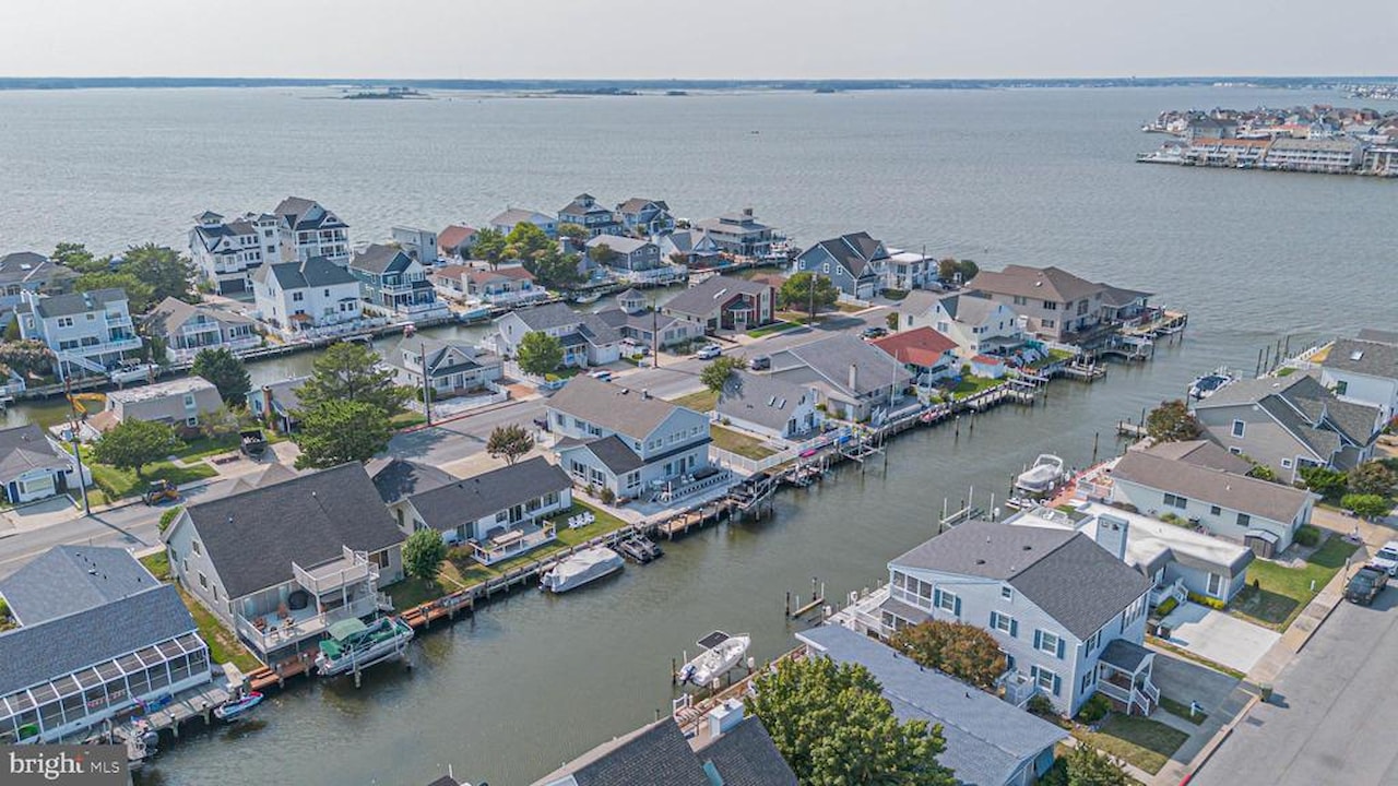  Real Estate for Sale - 10612 Pine Needle Rd in Ocean City Photo 39
