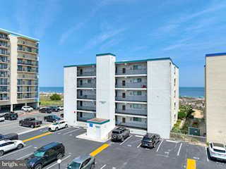 Anchorage One Real Estate for Sale - 13009 Wight St #S3 in Ocean City Photo 2