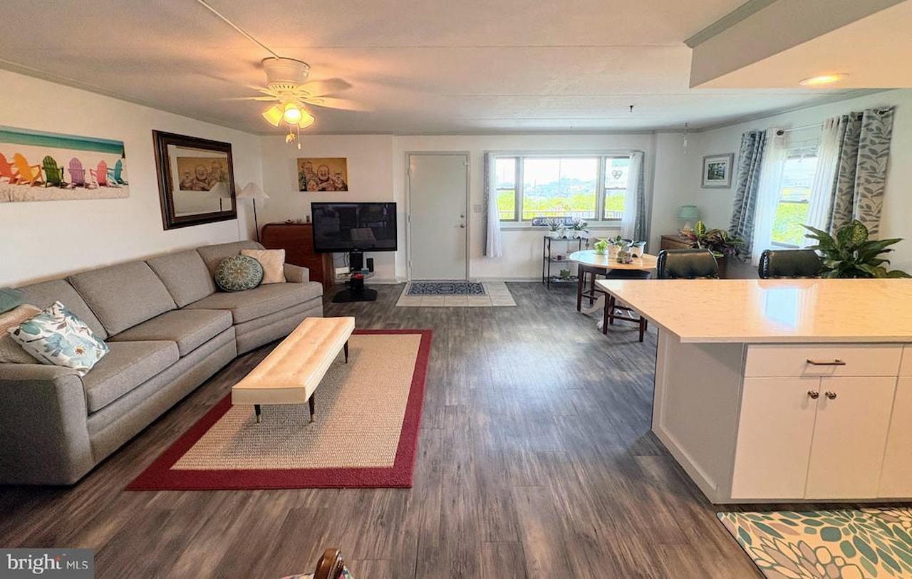 Sea Lodge Real Estate for Sale - 14 68th St #305 in Ocean City Photo 4