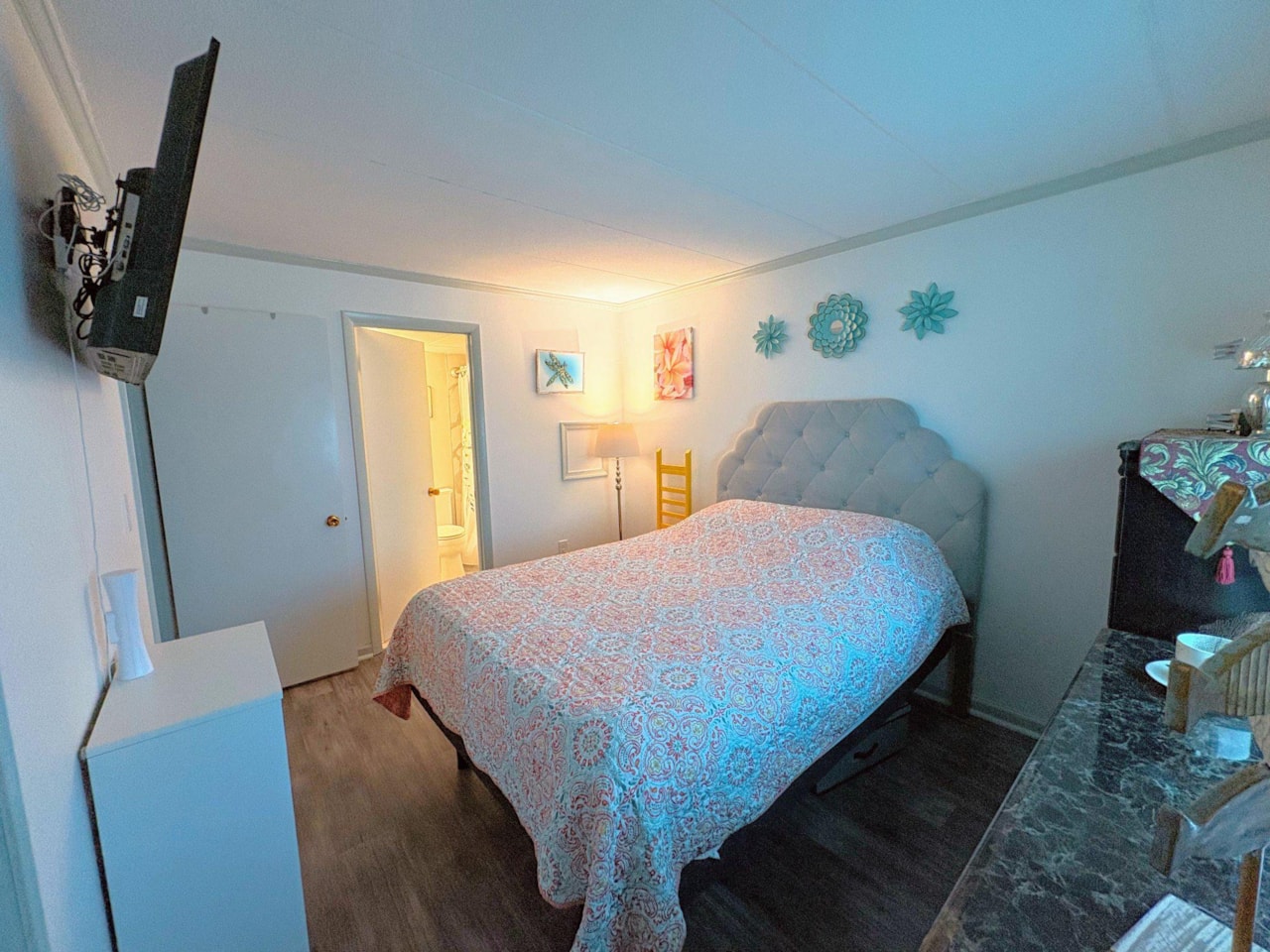 Sea Lodge Real Estate for Sale - 14 68th St #305 in Ocean City Photo 11