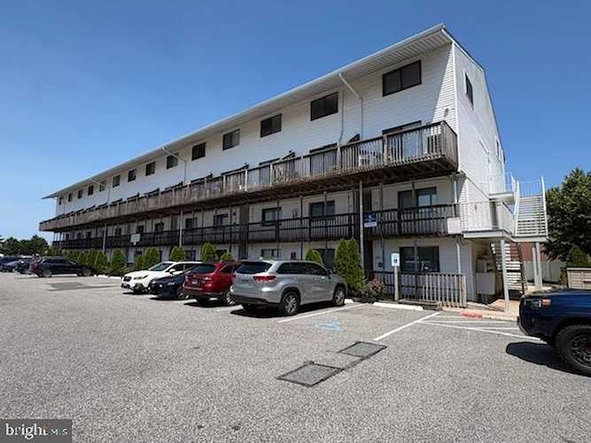 Jockey Beach Club Real Estate for Sale - 101 123rd St #384C in Ocean City Photo 1